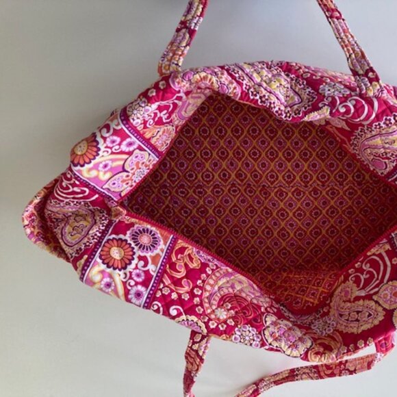 Vera Bradley Raspberry Fizz Original Duffel - Large - Picture 2 of 3